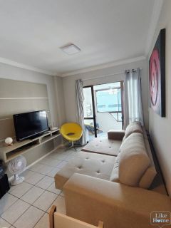 Apartamento mobiliado de 3 dormitórios à 300m do Mar na Meia Praia