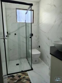 Apartamento mobiliado de 3 dormitórios à 300m do Mar na Meia Praia