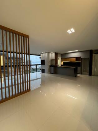 Apartamento Para Vender com 3 quartos 3 suítes no bairro Pereque em Porto Belo