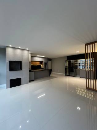 Apartamento Para Vender com 3 quartos 3 suítes no bairro Pereque em Porto Belo