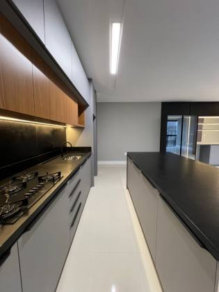 Apartamento Para Vender com 3 quartos 3 suítes no bairro Pereque em Porto Belo