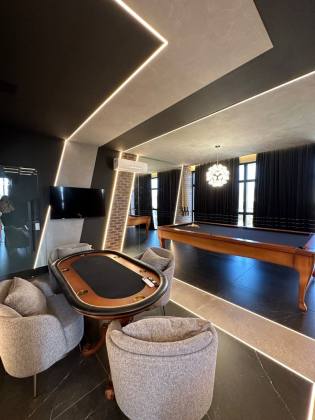 Apartamento Para Vender com 3 quartos 3 suítes no bairro Pereque em Porto Belo