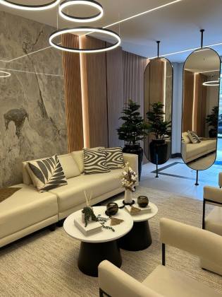 Apartamento à venda em Meia Praia – Itapema SC | 3 suítes, 3 vagas, varanda gourmet e lazer completo