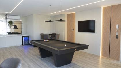 Apartamento à venda em Meia Praia – Itapema SC | 3 suítes, 3 vagas, varanda gourmet e lazer completo