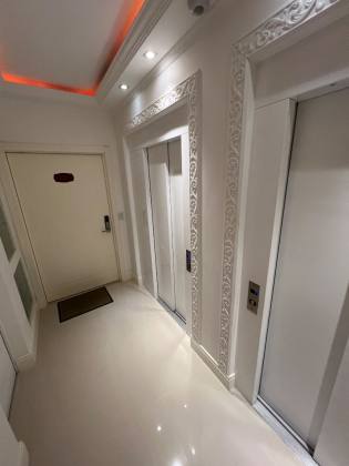 Apartamento Para Vender com 4 quartos 4 suítes no bairro Meia Praia em Itapema