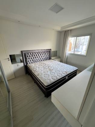 Apartamento Para Vender com 4 quartos 4 suítes no bairro Meia Praia em Itapema