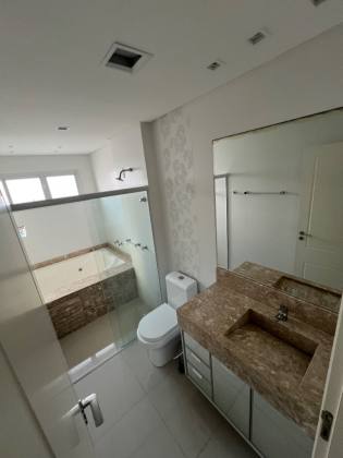 Apartamento Para Vender com 4 quartos 4 suítes no bairro Meia Praia em Itapema