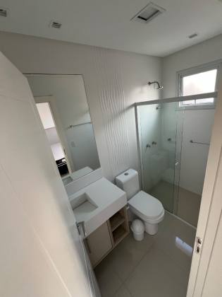 Apartamento Para Vender com 4 quartos 4 suítes no bairro Meia Praia em Itapema