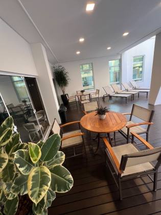 Apartamento Para Vender com 4 quartos 4 suítes no bairro Meia Praia em Itapema