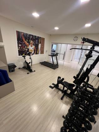 Apartamento Para Vender com 4 quartos 4 suítes no bairro Meia Praia em Itapema