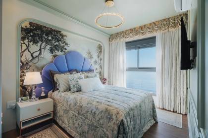 Apartamento 4 suítes FRENTE MAR no bairro Meia Praia em Itapema