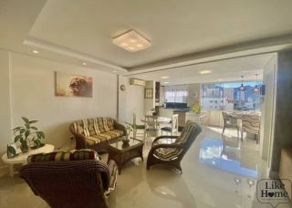 Cobertura QUADRA MAR MOBILIADA com 193m² no Centro de Itapema