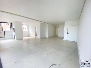 Pronto para Morar! 3 Suítes na Quadra do Mar em Meia Praia – Carmel Residence