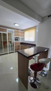 Apartamento 3 quartos 2 suítes no bairro Meia Praia em Itapema