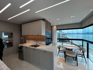 Cartier CNA Residence – Apartamento de Alto Padrão, Frente-Mar, Mobiliado e Decorado