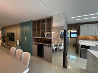 Cartier CNA Residence – Apartamento de Alto Padrão, Frente-Mar, Mobiliado e Decorado