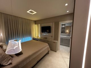 Cartier CNA Residence – Apartamento de Alto Padrão, Frente-Mar, Mobiliado e Decorado