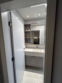 Cartier CNA Residence – Apartamento de Alto Padrão, Frente-Mar, Mobiliado e Decorado