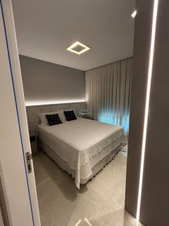 Cartier CNA Residence – Apartamento de Alto Padrão, Frente-Mar, Mobiliado e Decorado