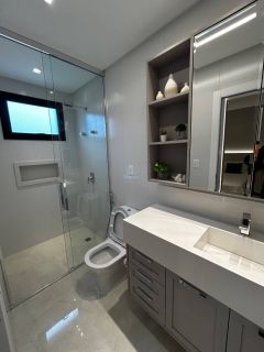 Cartier CNA Residence – Apartamento de Alto Padrão, Frente-Mar, Mobiliado e Decorado