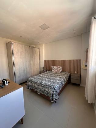 Oportunidade em Meia Praia! 3 Suítes, 2 vagas, Lazer!