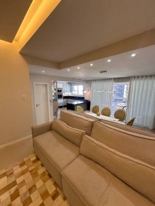 Oportunidade em Meia Praia! 3 Suítes, 2 vagas, Lazer!