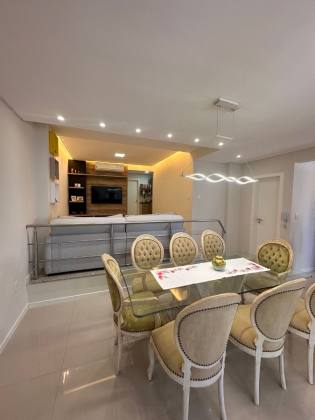 Oportunidade em Meia Praia! 3 Suítes, 2 vagas, Lazer!