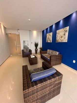 Oportunidade em Meia Praia! 3 Suítes, 2 vagas, Lazer!