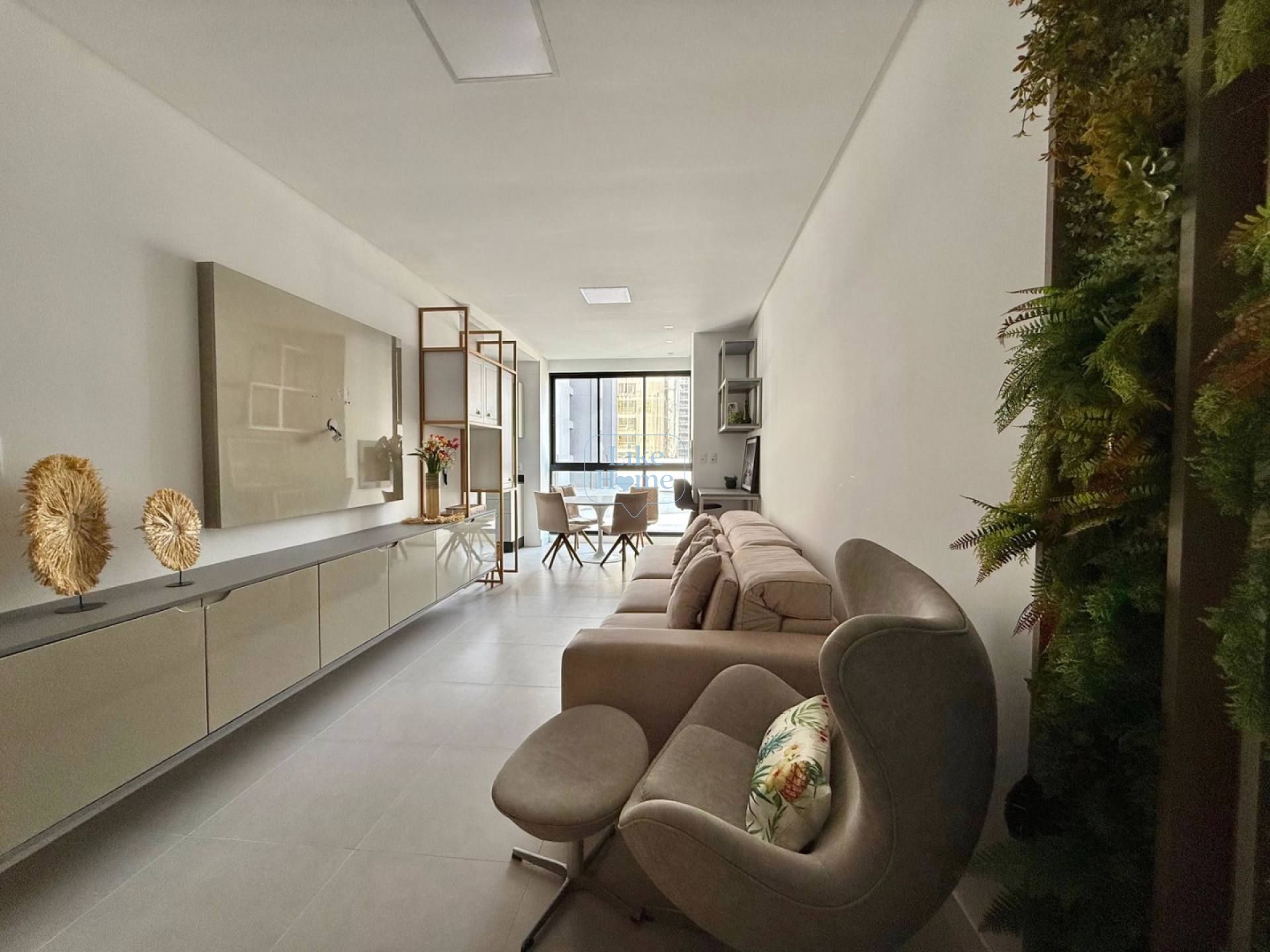 Apartamento Para Vender com 2 quartos 2 suítes no bairro Morretes em Itapema