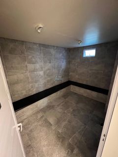 Apartamento mobiliado com 3 suítes e lazer completo no miolo da meia praia!