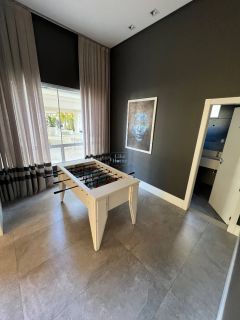 Apartamento mobiliado com 3 suítes e lazer completo no miolo da meia praia!