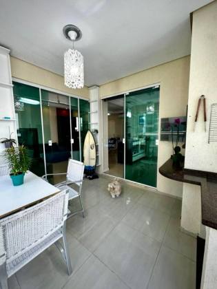 Apartamento Para Temporada com 3 quartos 3 suítes no bairro Centro em Itapema