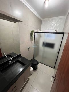 Casa ampla e moderna à venda no bairro Santo André – Dourados/MS