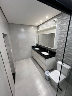 Casa ampla e moderna à venda no bairro Santo André – Dourados/MS