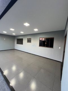 Casa ampla e moderna à venda no bairro Santo André – Dourados/MS