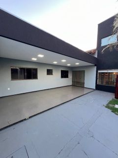 Casa ampla e moderna à venda no bairro Santo André – Dourados/MS