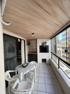 Apartamento de Verão no Coração de Meia Praia – Conforto e Localização Perfeita!