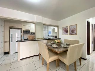 Apartamento Para Alugar com 3 quartos 1 suítes no bairro Meia Praia em Itapema