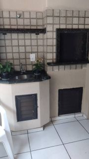 Apartamento Para Alugar com 3 quartos 1 suítes no bairro Meia Praia em Itapema