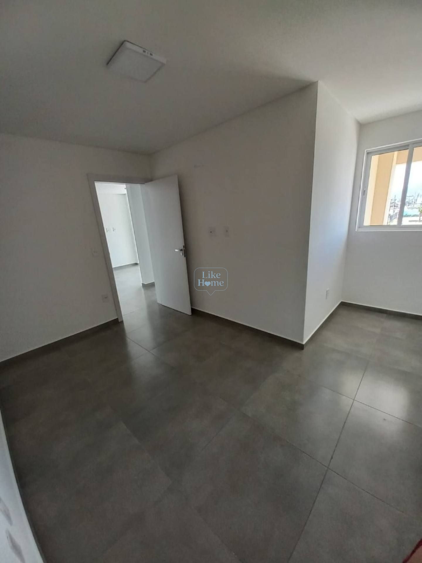 Excelente oportunidade de locação anual! Apartamento de 60 m²