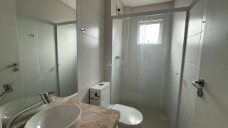 Apartamento decorado Para Alugar com 2 quartos 1 suítes no bairro Meia Praia em Itapema