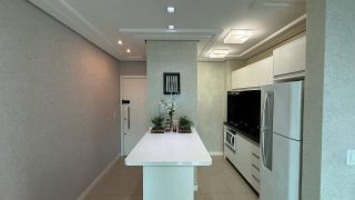 Apartamento decorado Para Alugar com 2 quartos 1 suítes no bairro Meia Praia em Itapema