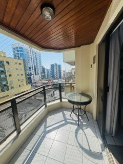 Apartamento Para Temporada com 3 quartos 1 suítes no bairro Meia Praia em Itapema