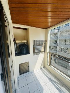 Apartamento Para Temporada com 3 quartos 1 suítes no bairro Meia Praia em Itapema