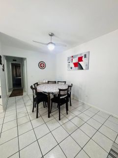 Apartamento Para Temporada com 3 quartos 1 suítes no bairro Meia Praia em Itapema
