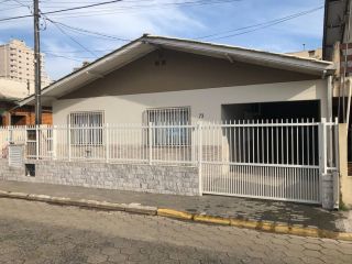 Casa de Veraneio no Coração de Itapema