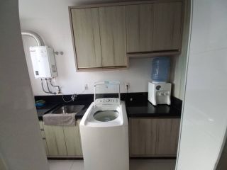 Excelente apartamento para locação diária em Meia Praia!