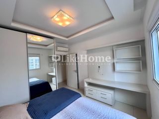 Apartamento Para Alugar com 4 quartos 4 suítes no bairro Meia Praia em Itapema