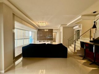 Cobertura Duplex a venda a poucos metros do Mar