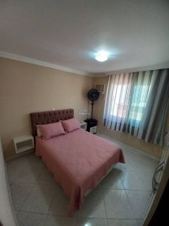 Apartamento para locação de temporada em Meia Praia